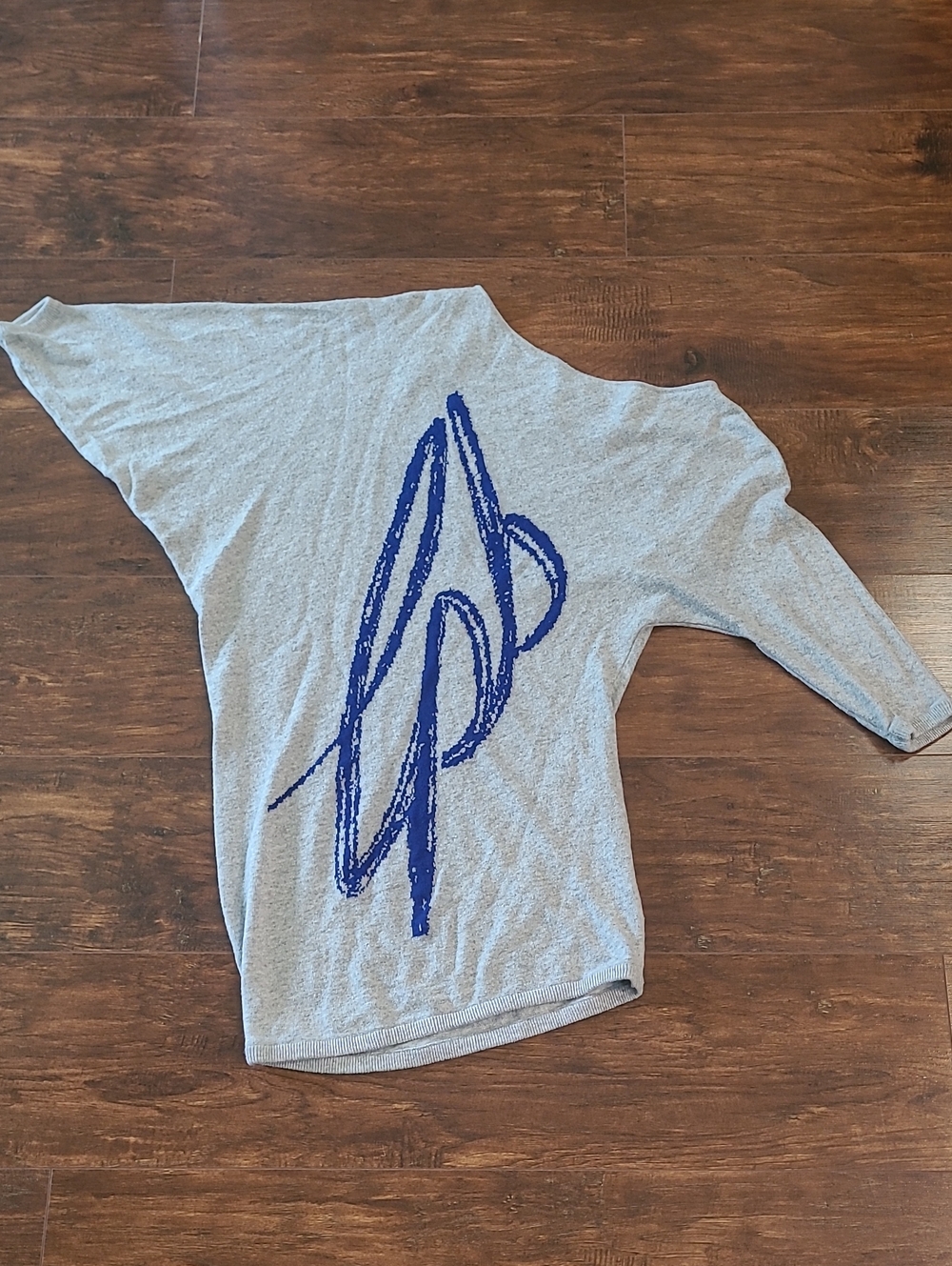 Les Ptites Bombes Gray Dolman Sleeve Top with Blue Graphic Size M/L